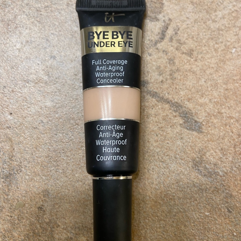 IT Cosmetics Bye Bye Under Eye - used once … light beige